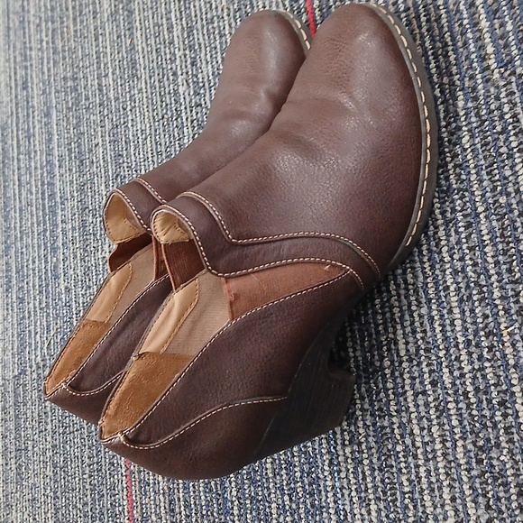 Croft & Barrow Brown Ortholite Ankle Boots Sz 8 - Picture 2 of 6